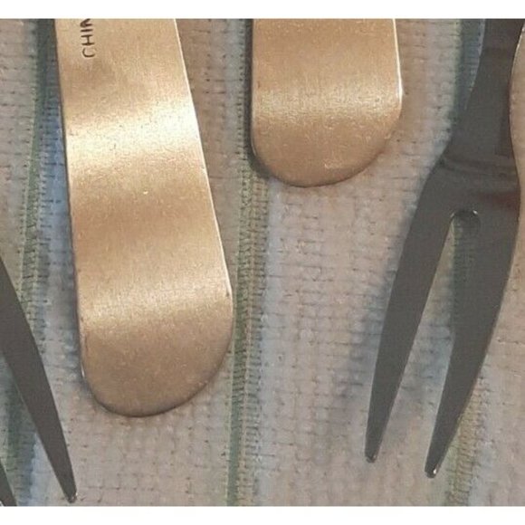 Set of 4 Appetizer Forks and Spreading Knives Purple Vino Wine Party - Picture 2 of 9